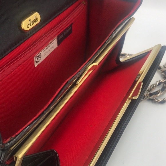 Ande’ Vintage Black Quilted Patent Clutch or Shoulder Bag - Picture 12 of 16